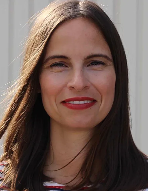 Photo of Kristin Viezens  